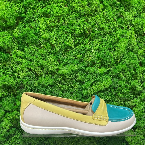 Clarks Cliffrose Enza Women's Slip On Loafers - Picture 2 of 8